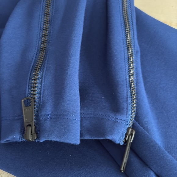 Universal Standard Moro Pocket Signature Ankle Zip Ponte Pants in Blue - Sz 6-8 - Picture 11 of 11